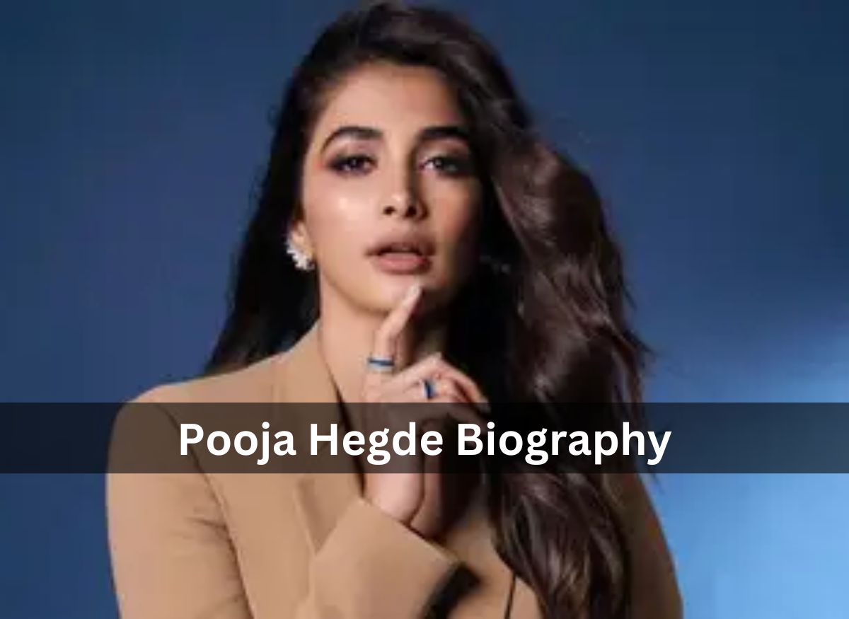  Pooja Hegde Biography: Age, Family, Photos & More